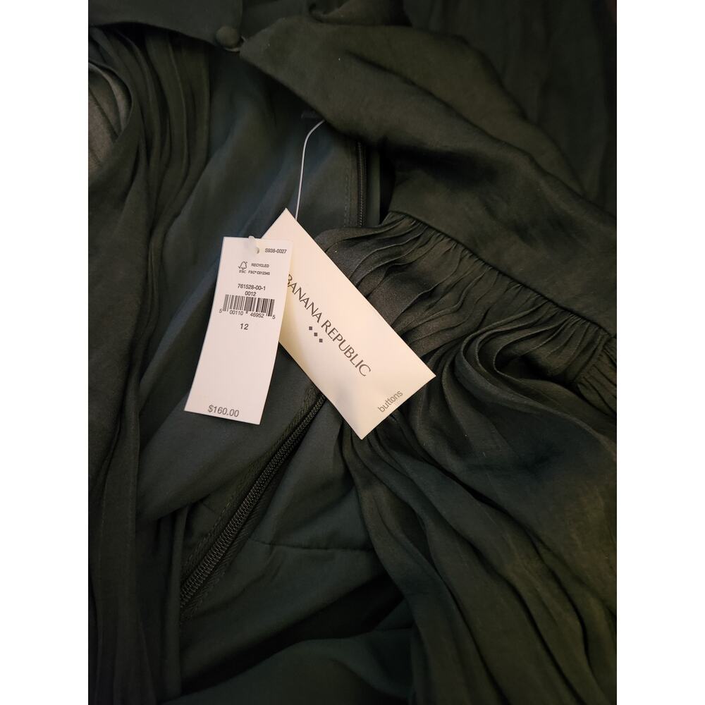 Banana Republic Pleated Midi Dress 12 NWT Dark Green V-Neck Flowy - Picture 4 of 6